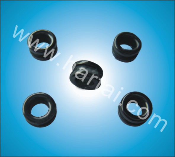 Middle Grooved Ceramic Eyelet